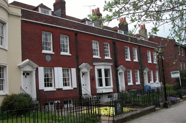 Charles Dickens Birthplace Museum