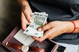 Dubai Money Saving Tips